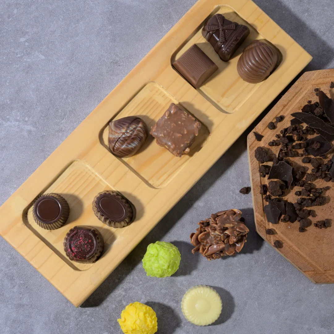 Non Alcoholic Chocolate Box (12 Pcs) - Image 2
