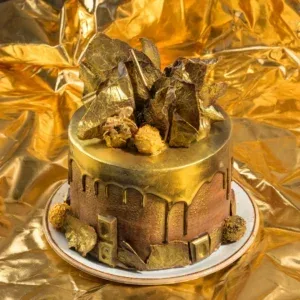 24 Layer & Gold Cake (2.3kg)