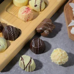 Mixed Chocolate Box (6 Pcs)