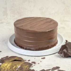 Chocolate Rum & Cherry Cake (1kg)