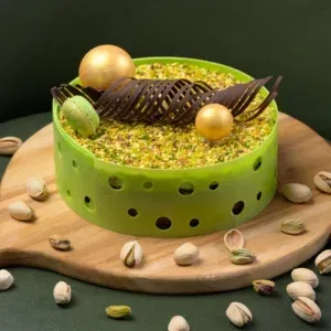 Pistachio Manjari Gateau (1kg)